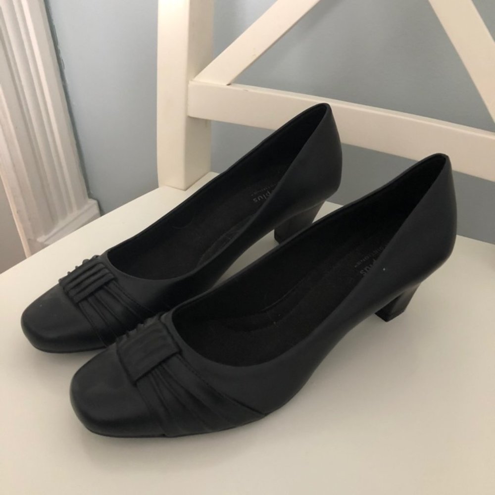 Black Comfort Heels